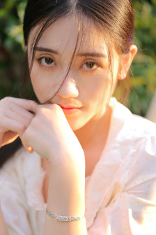 脱内衣展示LOOKBOOK